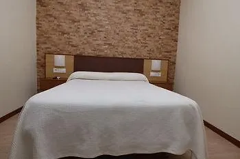 Campo Nuevo בית הארחה 2*